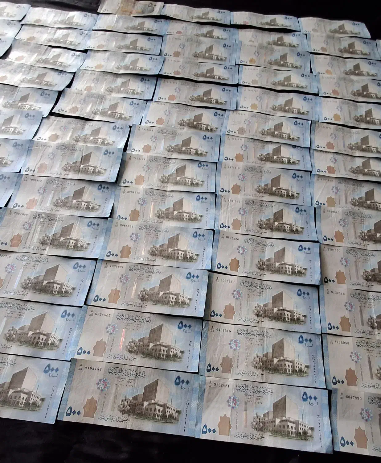 اسکناس خارجی کلکسیونی صدقطعه|کلکسیون سکه، تمبر، اسکناس|نجفآباد, شریعتی غربی|دیوار