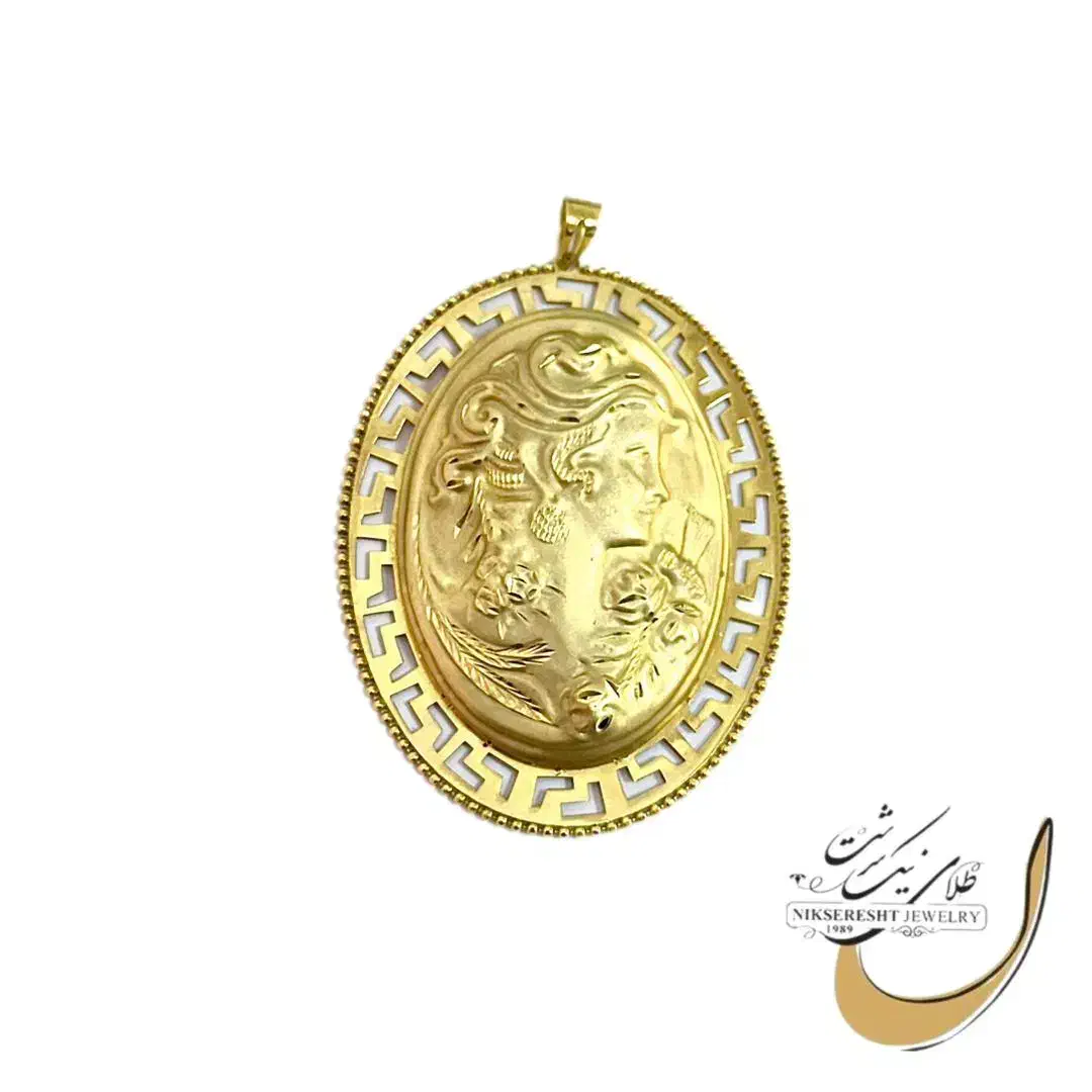 مدال الیزابت ورساچه طلای ۱۸ عیار در شیراز|جواهرات|شیراز, ملاصدرا|دیوار