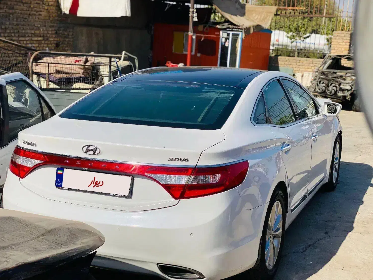 هیوندای‌تصادفی‌۲۰۱۲‌گرنجور‌ روشن‌حرکت|خودرو سواری و وانت|تهران, اکباتان|دیوار