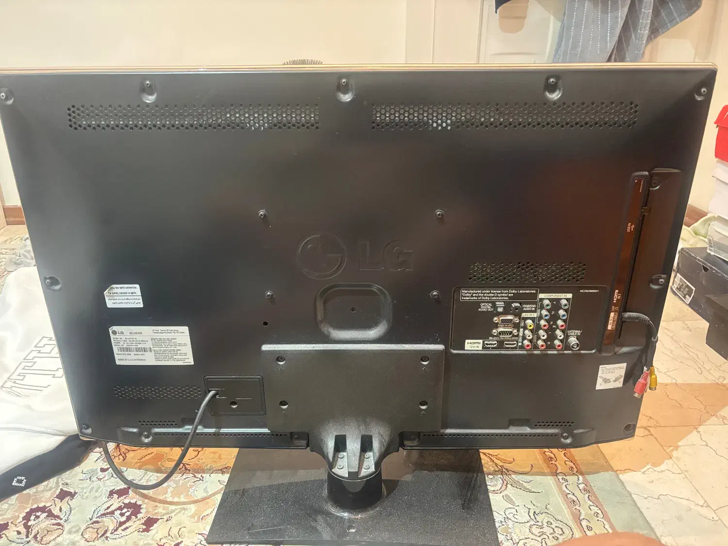 تلویزیون 32 اینچ LED    ال جی|تلویزیون و پروژکتور|تهران, جنت‌آباد شمالی|دیوار