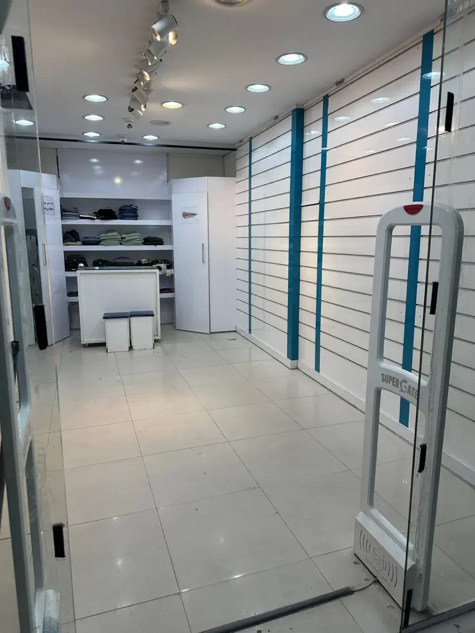 دکوراسیون کامل بوتیک.کازرون|فروشگاه و مغازه|شیراز, تاچارا|دیوار