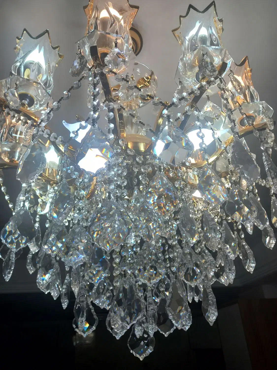 لوستر کریستالی|لوستر و چراغ آویز|تهران, نیروی هوایی (پیروزی)|دیوار