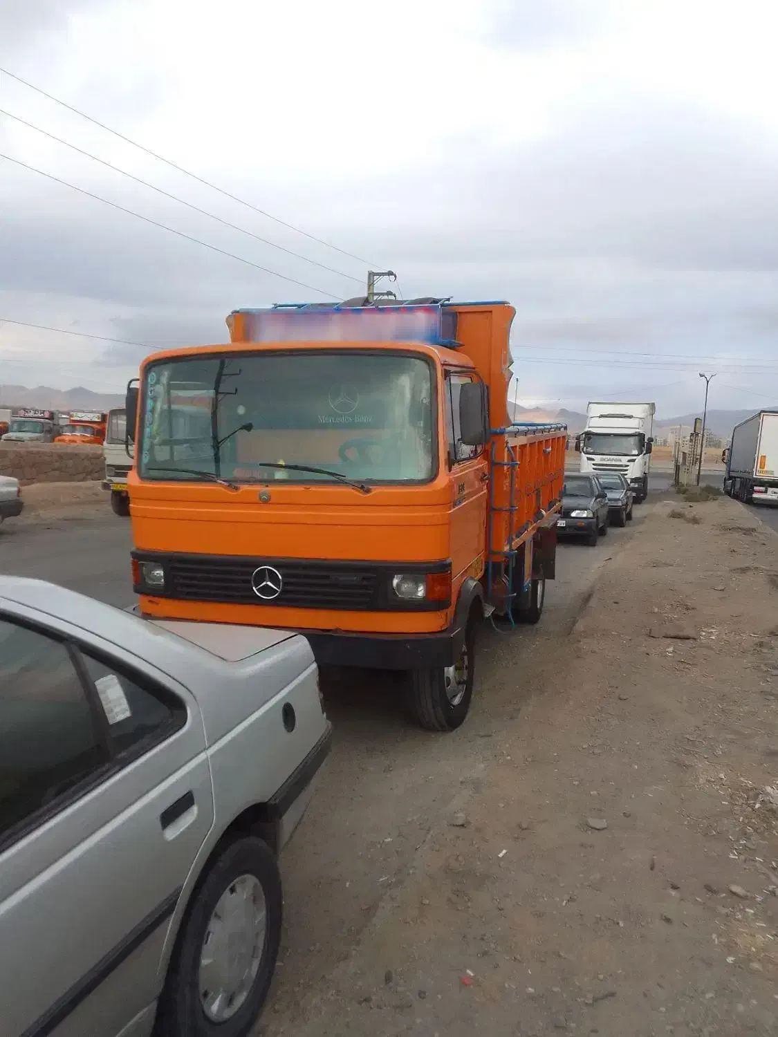 خاور ۸۰۸ مدل ۸۲|خودرو سنگین|زنجان, |دیوار