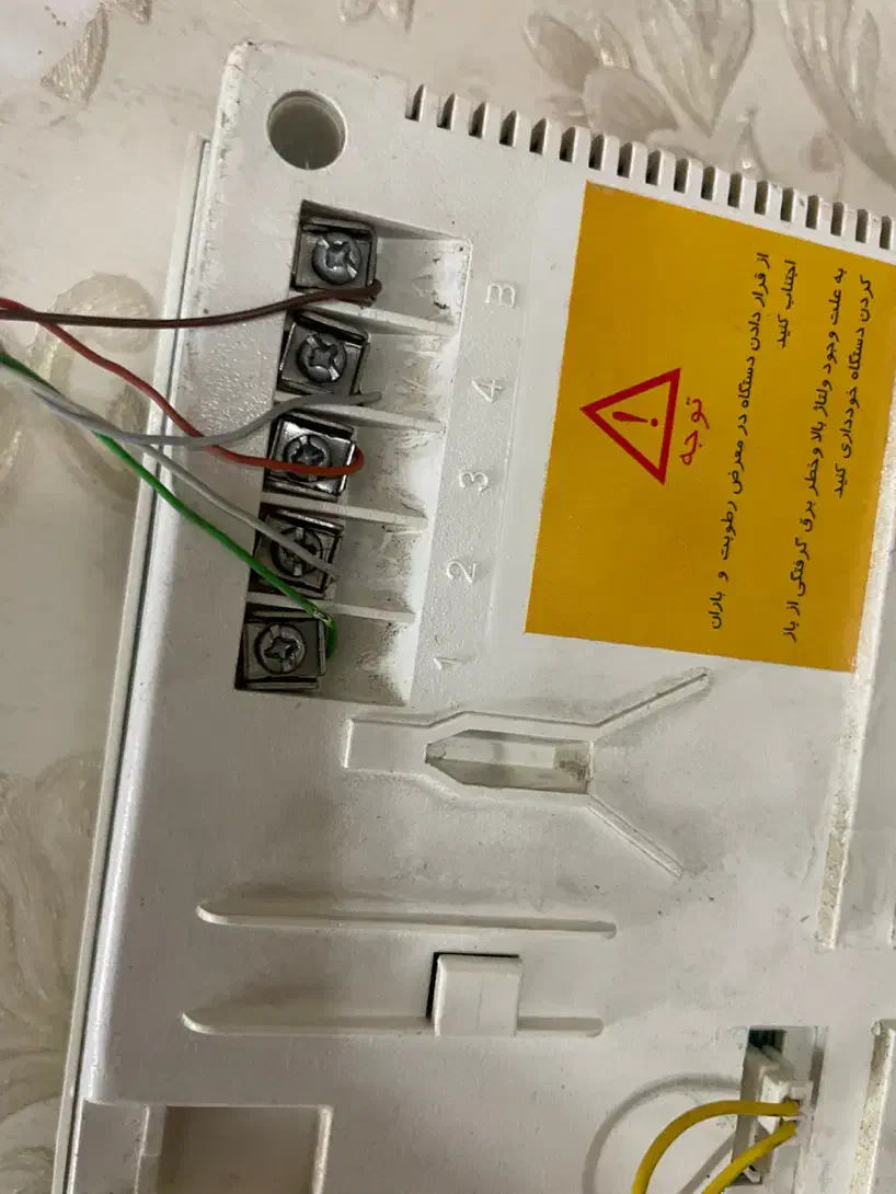 برق کشی برق کاری برقکشی برقکاری صفرتاصد|خدمات پیشه و مهارت|کاشان, ۲۲ بهمن|دیوار