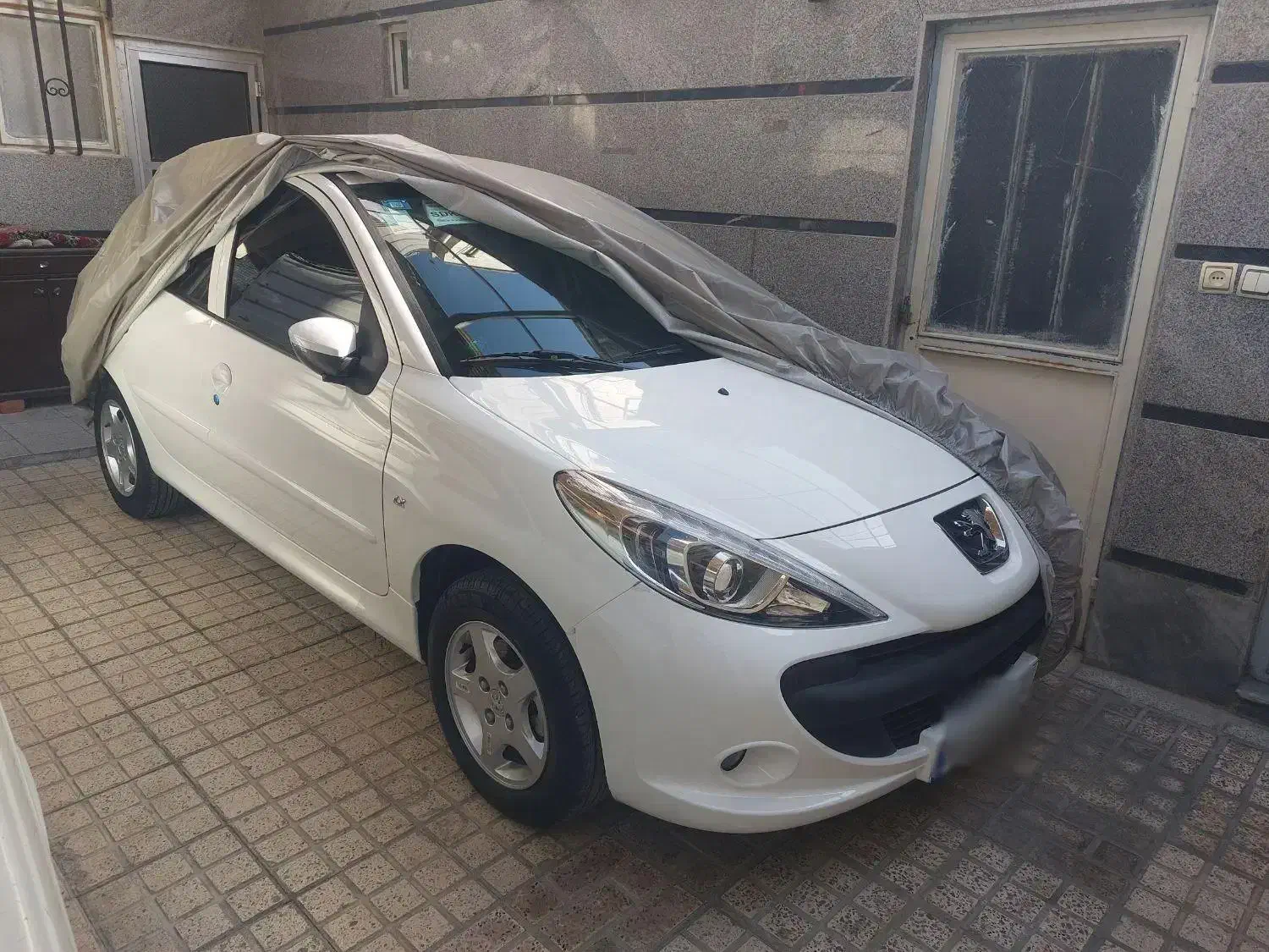 پژو ۲۰۷ پاناروماtu5 دنده ای بارینگ|خودرو سواری و وانت|تهران, شهرک فردوس (حسینی)|دیوار