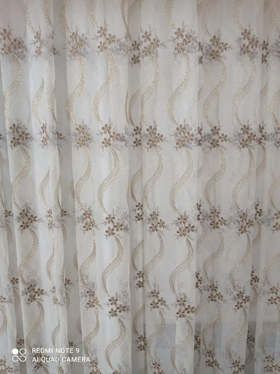 پرده جنس عالی بلندی دومترهفتادو پنج پهنا شش متر|پرده، رانر، رومیزی|نورآباد, |دیوار