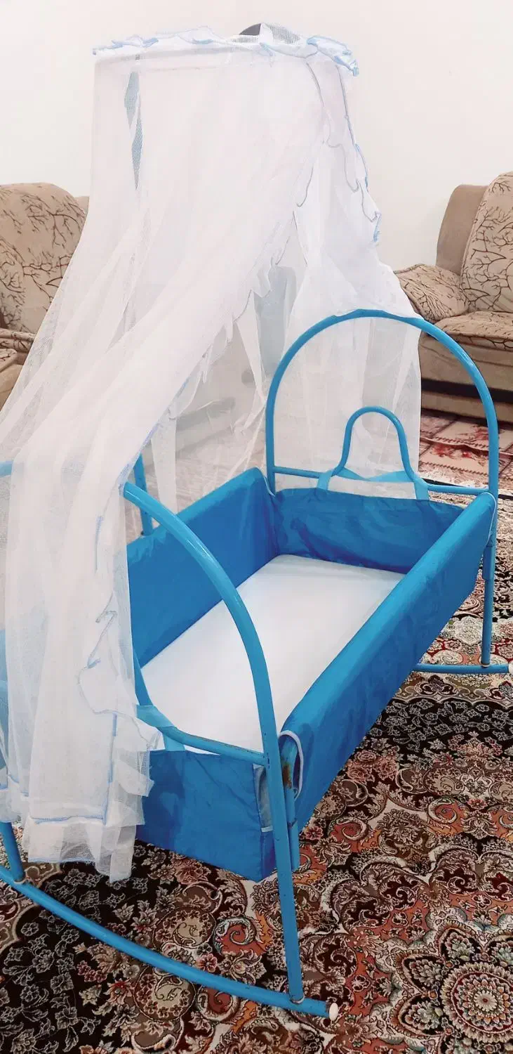 گهواره|تخت و صندلی بچه|زابل, |دیوار