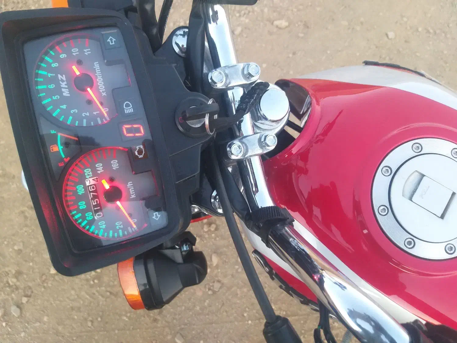 موتور ۲۰۰سیوان۱۴۰۳مدارک تکمیل|موتورسیکلت|کامیاران, |دیوار