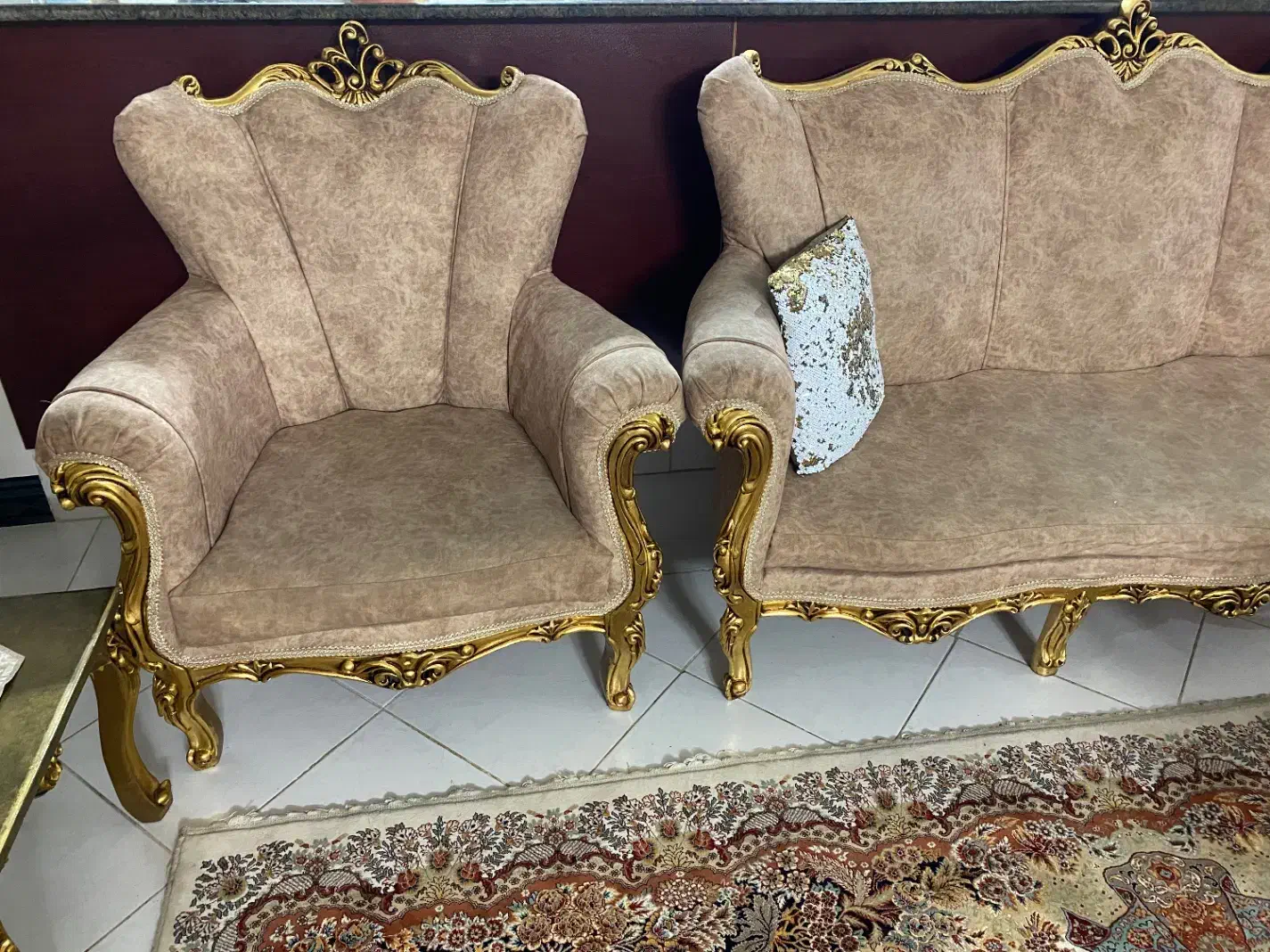 مبل ۹ نفره به همراه میز عسلی|مبلمان خانگی و میز عسلی|کلاچای, |دیوار