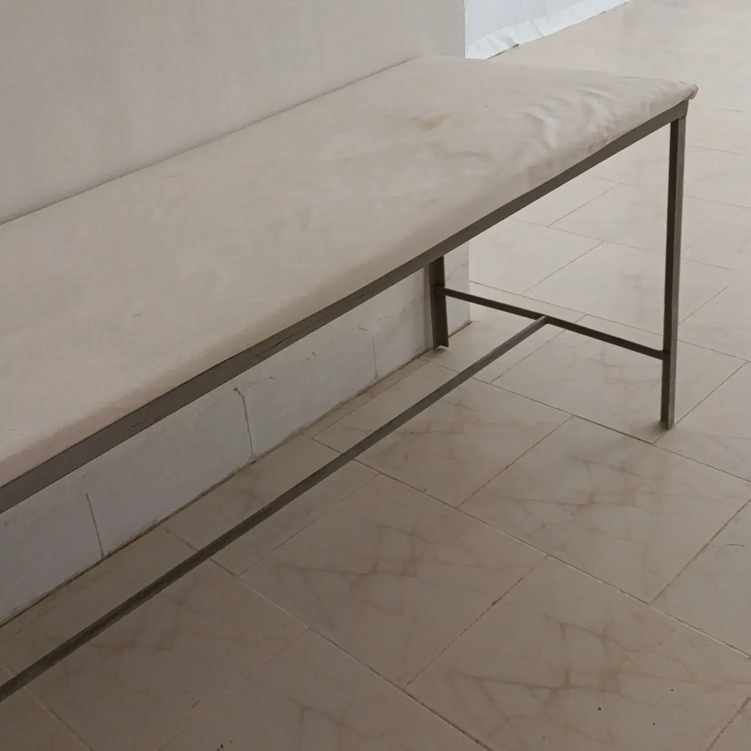 تخت اکستنشن مژه/اپلاسیون فروشی|آرایشگاه و سالن‌های زیبایی|قائن, |دیوار