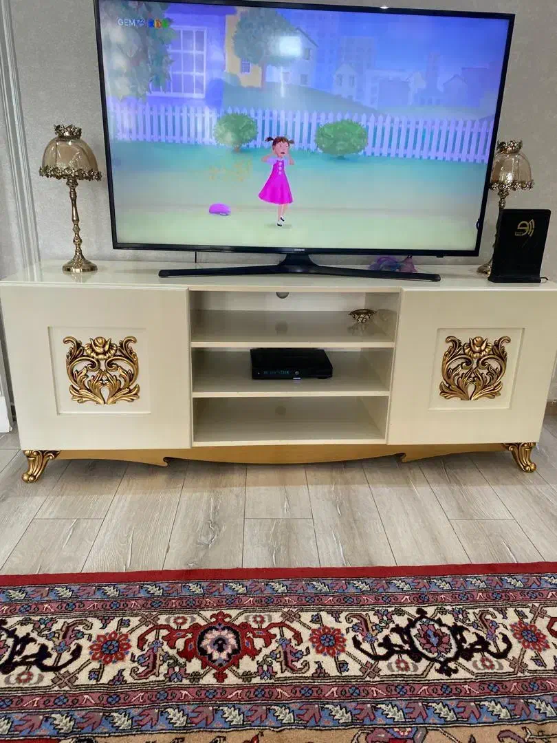 آباژور برنجی اصل|چراغ خواب و آباژور|اردبیل, |دیوار