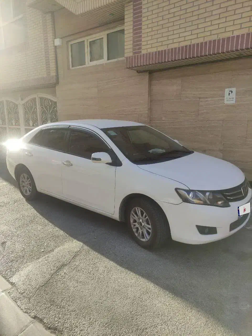 آریو دنده ایی بی رنگ مدل ۹۸ درحد فنی  کم کار|خودرو سواری و وانت|تهران, شهید فکوری|دیوار