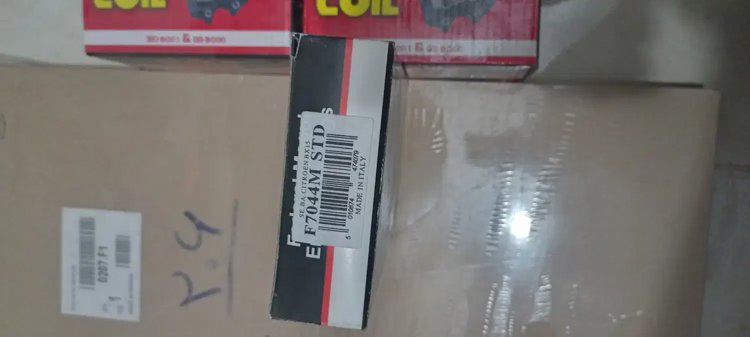 تعدادی لوازم یدکی پژو مارک اصلی|قطعات یدکی و لوازم جانبی|شاهین‌شهر, مخابرات (شهید بهشتی)|دیوار