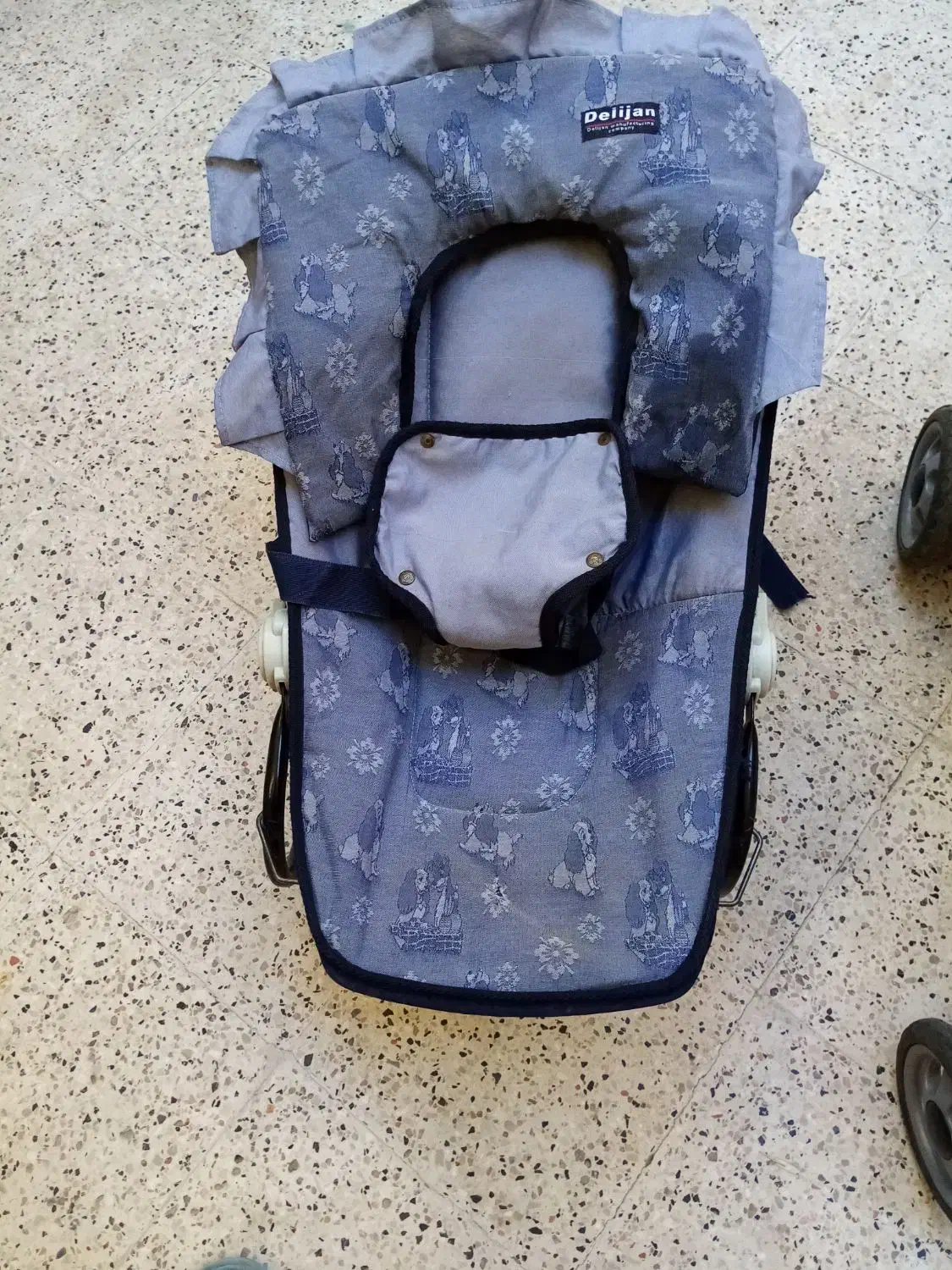 کالسکه و صندلی کودک (نی نی لالای)|کالسکه و لوازم جانبی|مشهد, کوی سیدی|دیوار