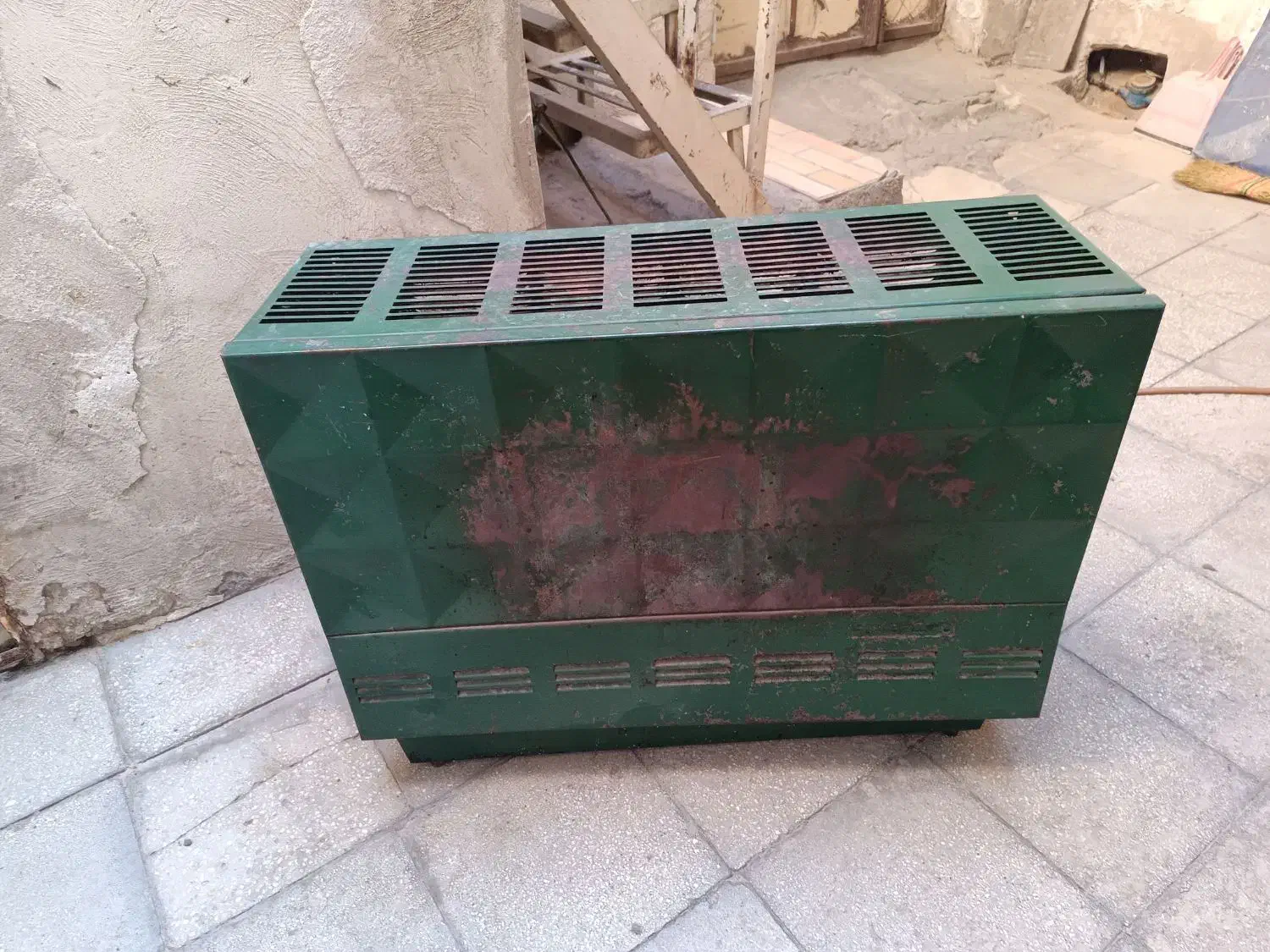 بخاری گازی بزرگ|بخاری، هیتر، شومینه|قم, شاه ابراهیم|دیوار