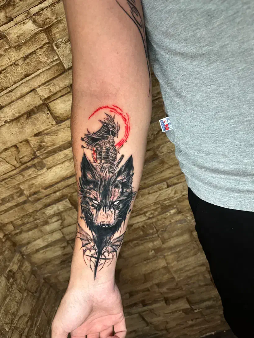 اجرای تتو و آموزش تتو بدن|خدمات آرایشگری و زیبایی|رشت, منظریه|دیوار