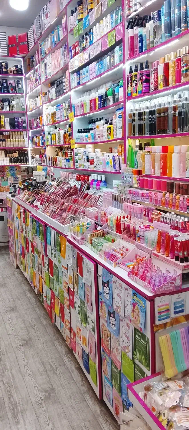 استخدام فروشنده -تمام وقت (آقا)|استخدام بازاریابی و فروش|تهران, مدائن|دیوار