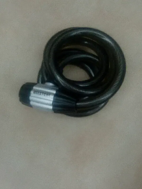 قفل دوچرخه و موتور سیکلت|دوچرخه، اسکیت، اسکوتر|اندیشه, اندیشه فاز ۱|دیوار