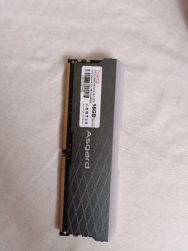 رم ۱۶ ddr4|قطعات و لوازم جانبی رایانه|شیراز, آبیاری|دیوار
