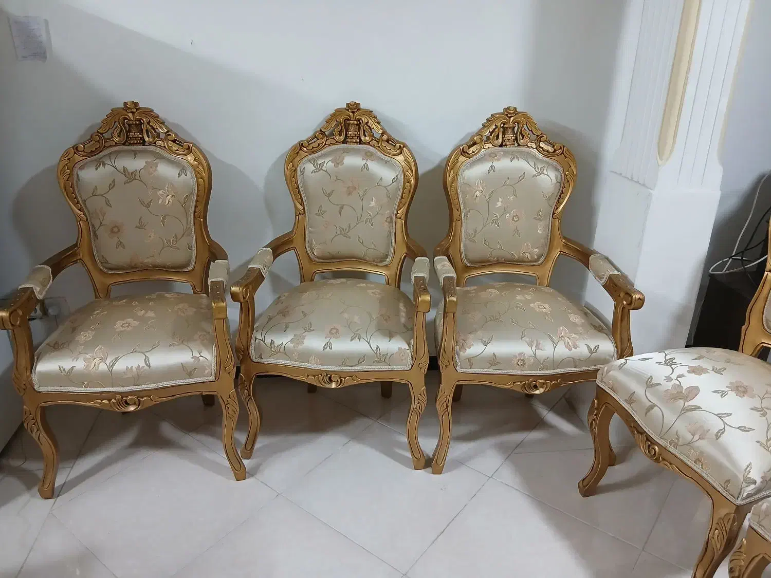 مبل|مبلمان خانگی و میز عسلی|مشهد, چهارچشمه|دیوار