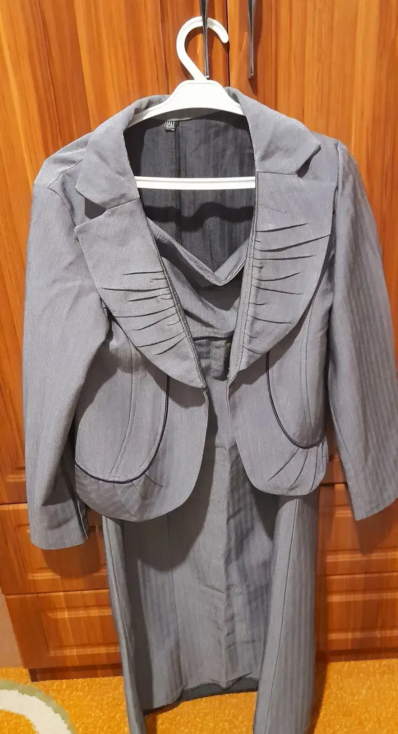 درحدنو|لباس|گلپایگان, |دیوار