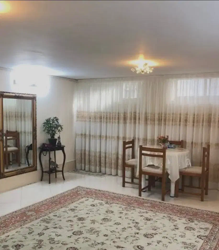 اجاره روزانه مخابرات|اجارهٔ کوتاهمدت آپارتمان و سوئیت|شاهینشهر, خبرنگار|دیوار