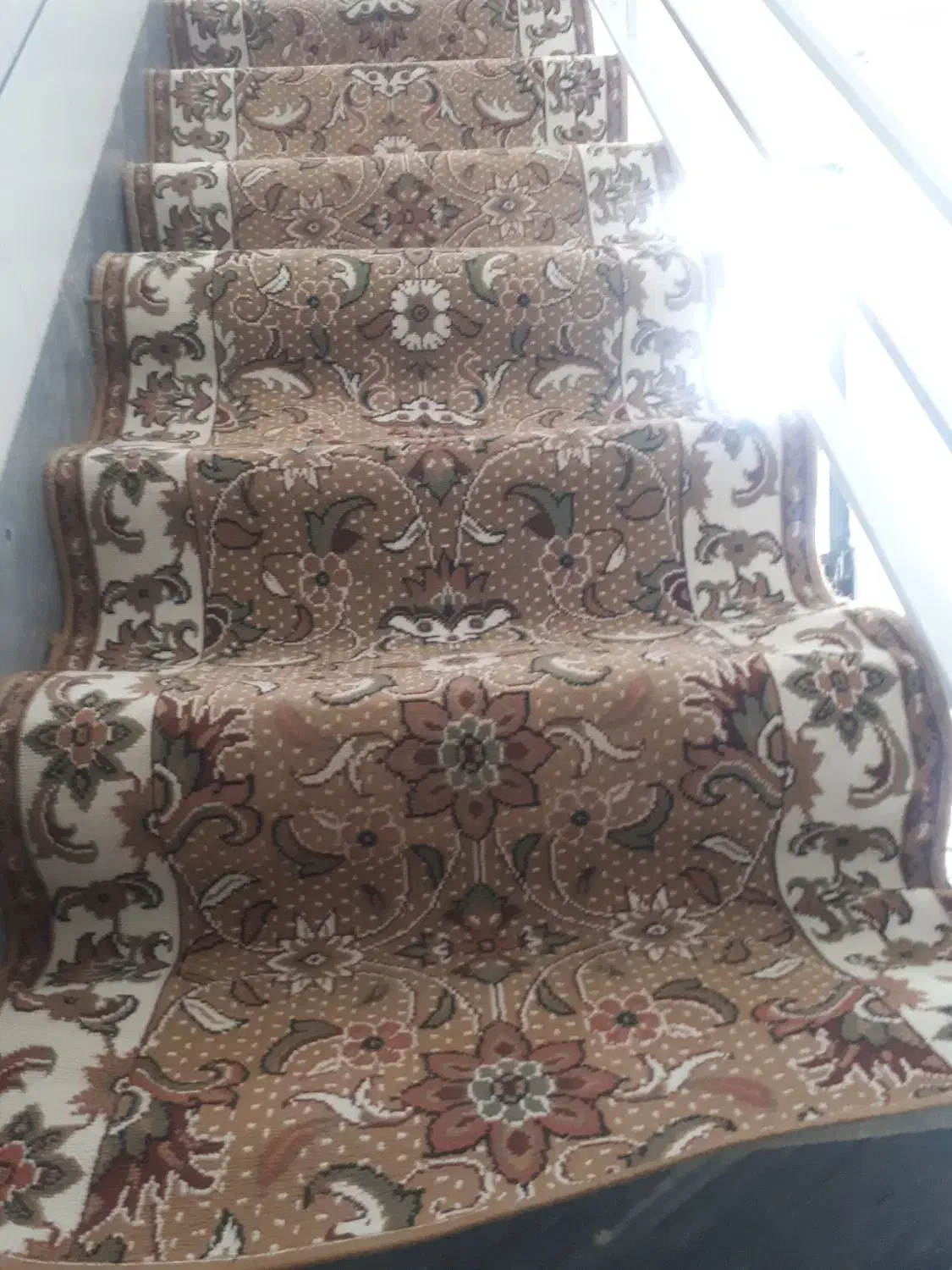 گیلم فرش راه پله سه طبقه کامل|فرش|ساوه, |دیوار