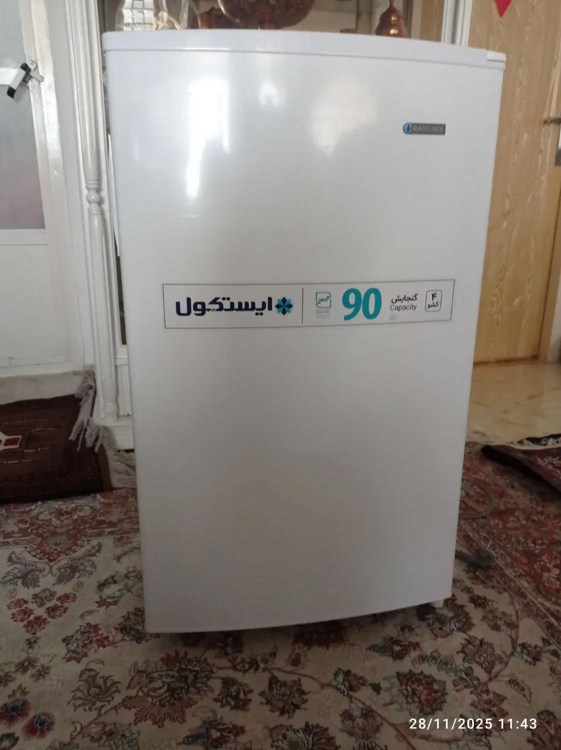 فریزر ۴کشو  ایستکول نو مناسب خانه و مغازه|یخچال و فریزر|سنندج, |دیوار