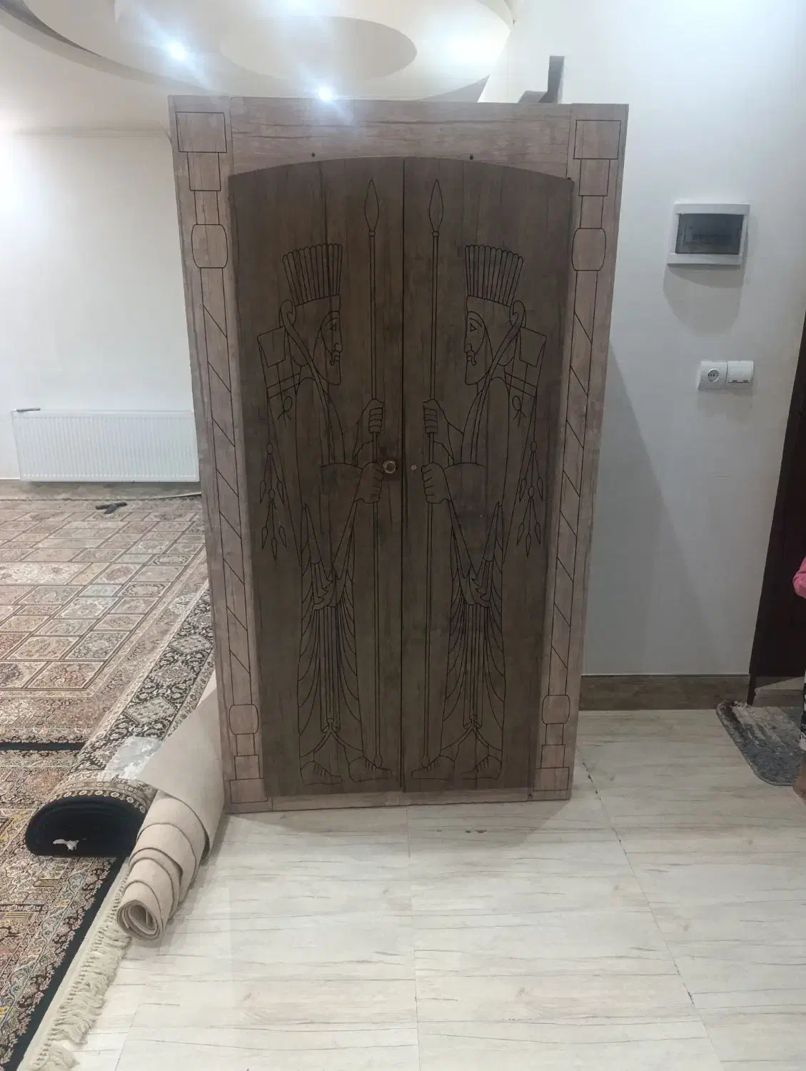 کمد|جاکفشی، کمد، دراور|بروجن, |دیوار