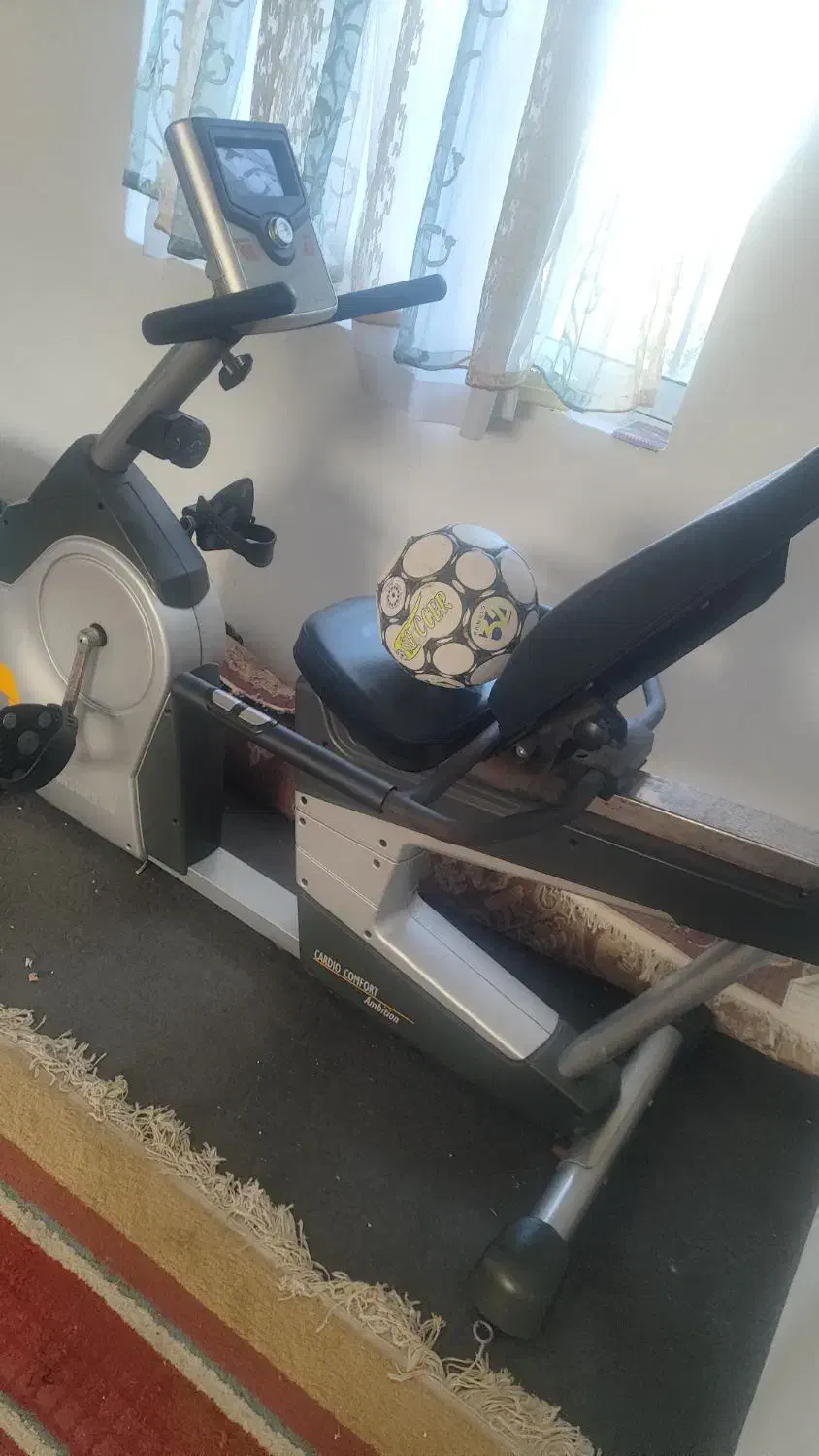 دوچرخه ثابت باشگاهی|تجهیزات ورزشی|نشتارود, |دیوار