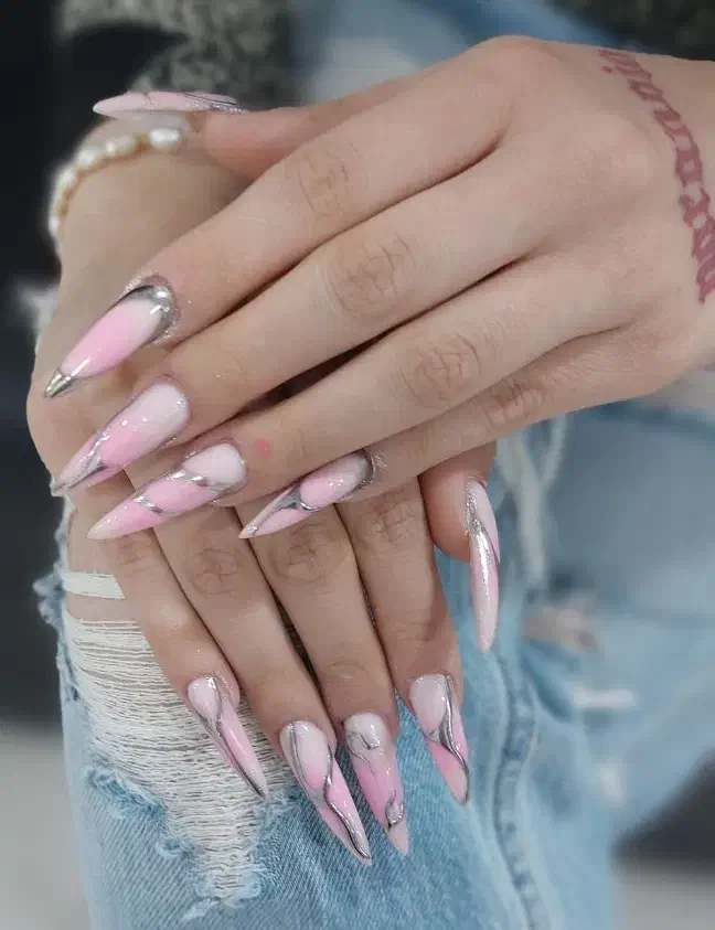 جذب ناخنکار در سالن زیبایی رشت|استخدام درمانی، زیبایی، بهداشتی|رشت, توشیبا|دیوار