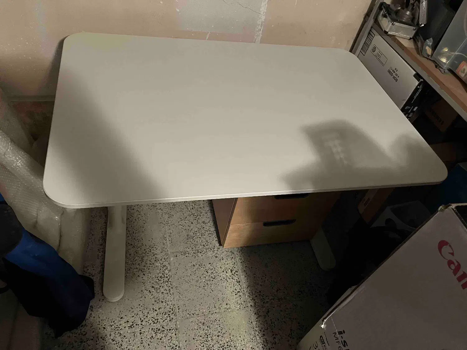 میز تحریر ایکیا IKEA BEKANT و کشو IKEA Galant|میز تحریر و کامپیوتر|تهران, جنت‌آباد مرکزی|دیوار