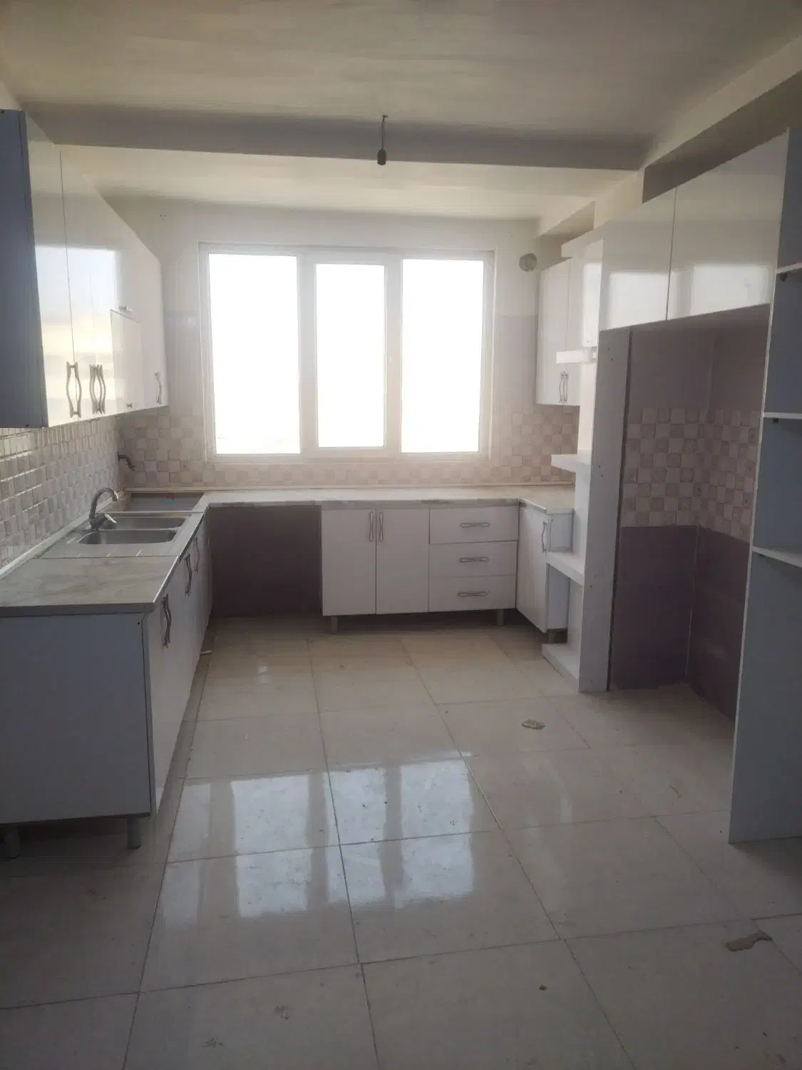 اجاره ای نوساز کلید نخورده|اجارهٔ آپارتمان|بهارستان, |دیوار