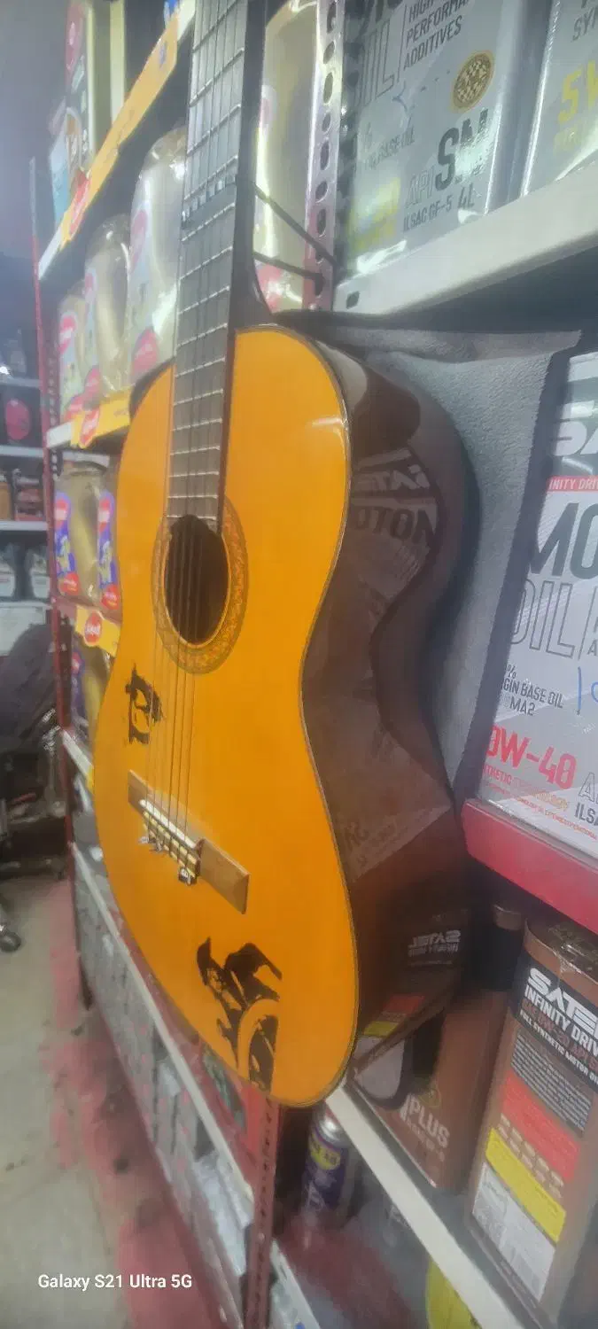 گیتارC70|گیتار، بیس، امپلیفایر|خنج, |دیوار