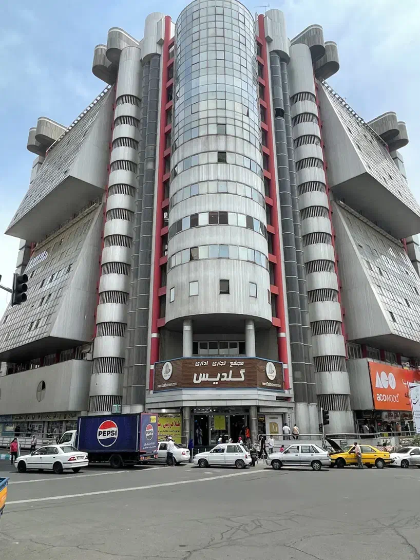 ۳۴ متر سند اداری، فلکه دوم صادقیه، برج گلدیس|اجارهٔ دفتر کار، اتاق اداری، مطب|تهران, صادقیه|دیوار