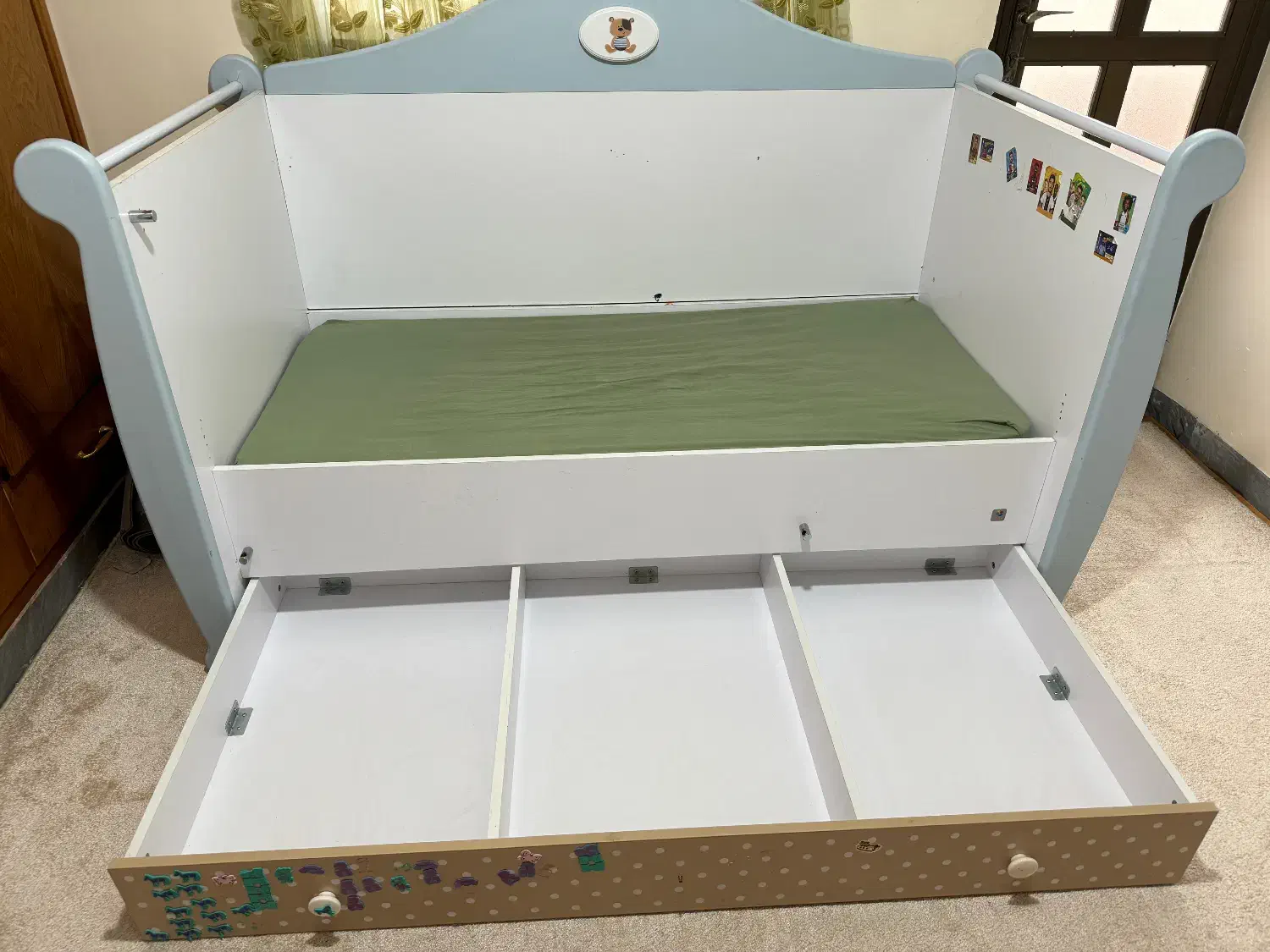 تخت کودک اپادانا|تخت و سرویس خواب|ساری, |دیوار