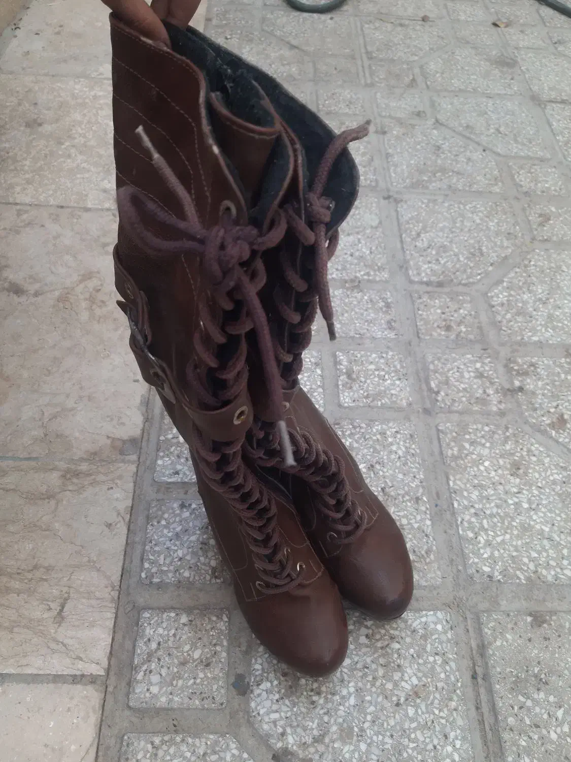 بوت کفش ساقه بلند|کیف، کفش، کمربند|بابا حیدر, |دیوار