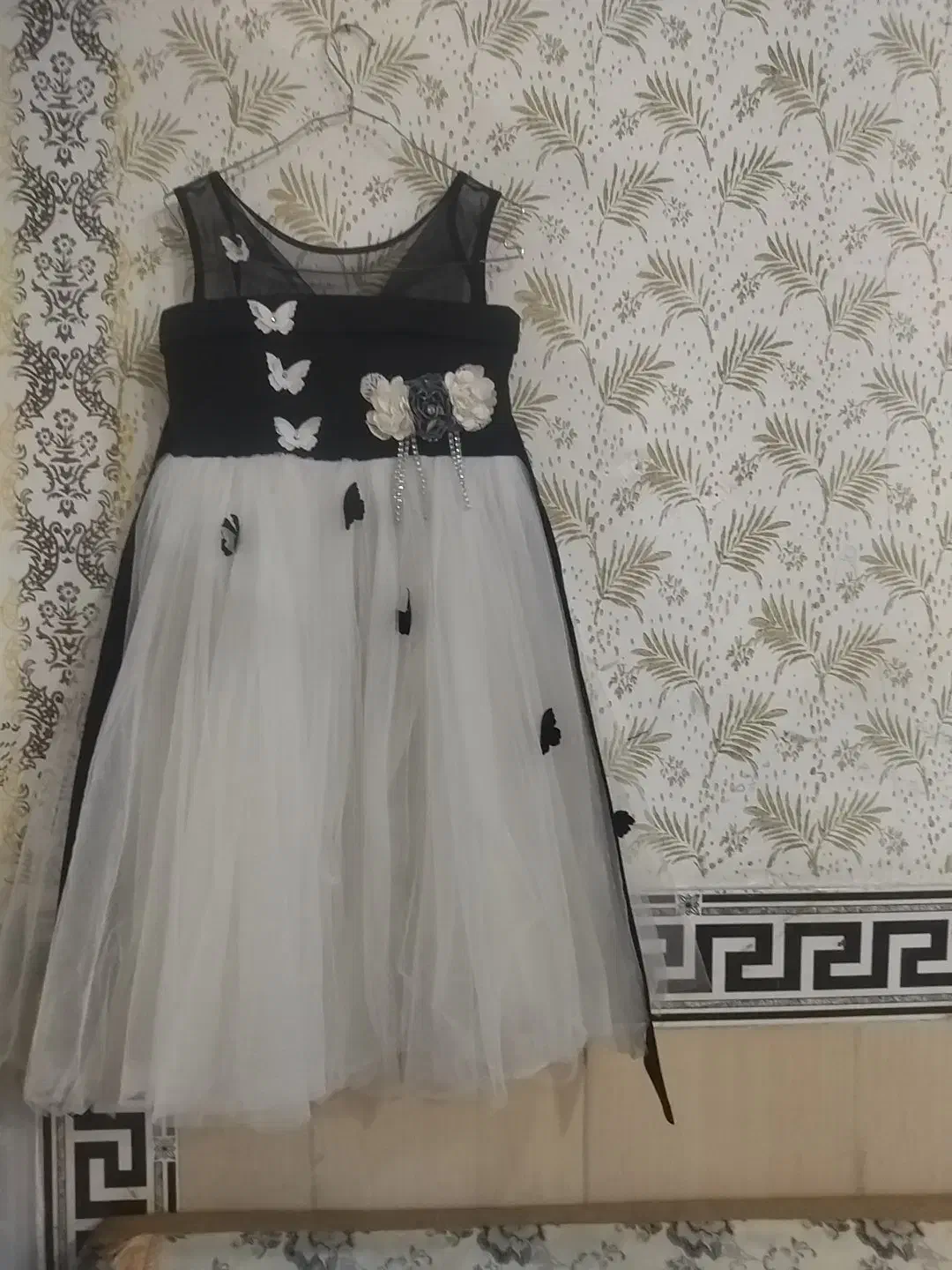 لباس عروس|کفش و لباس بچه|آبدانان, |دیوار