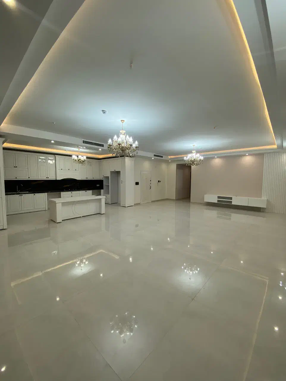 ۱۷۱متر/صــفر/سیّدرضی قبـل معلم/عَرضِ پذیرایی۱۰|فروش آپارتمان|مشهد, آزادشهر|دیوار