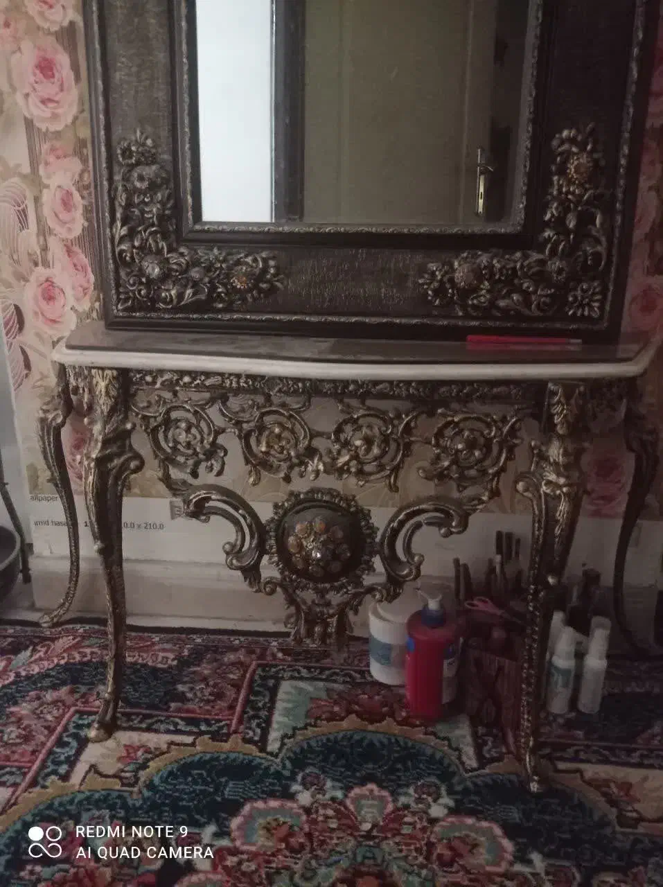 کنسول و آیینه زیبا|بوفه، ویترین، کنسول|اسلام‌شهر, شهرک سالور|دیوار