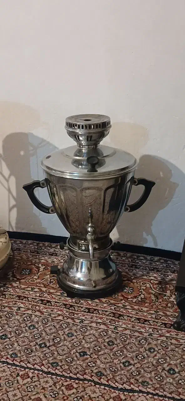 سماور گازی سالم بشرط|سماور، چایساز، قهوهساز|اردبیل, |دیوار