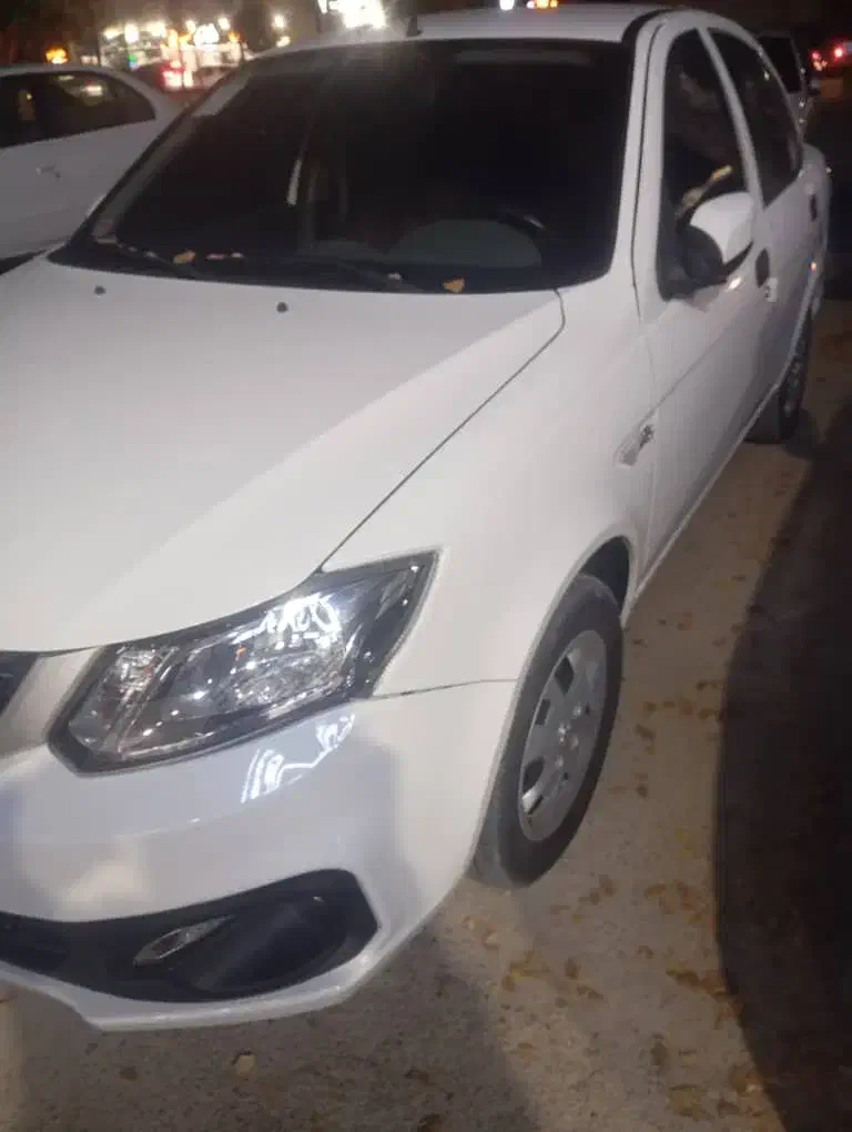 ساینا ۱۴۰۴ خونگی|خودرو سواری و وانت|صدرا-فارس, فاز ۱|دیوار