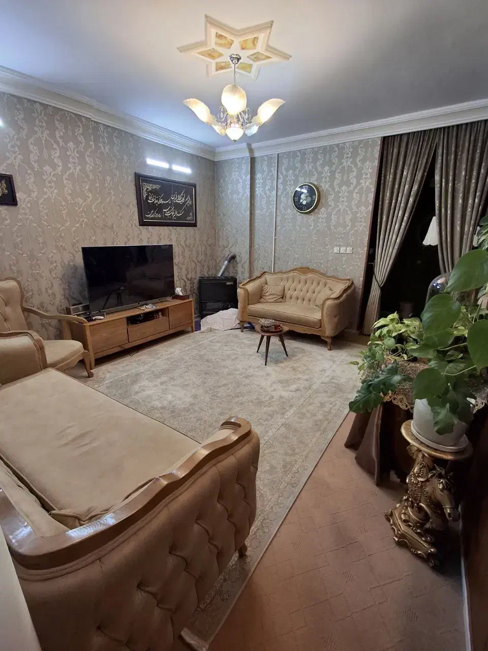 آپارتمان ۸۰ متری حاشیه صارمی|فروش آپارتمان|مشهد, هفت تیر (حافظ)|دیوار