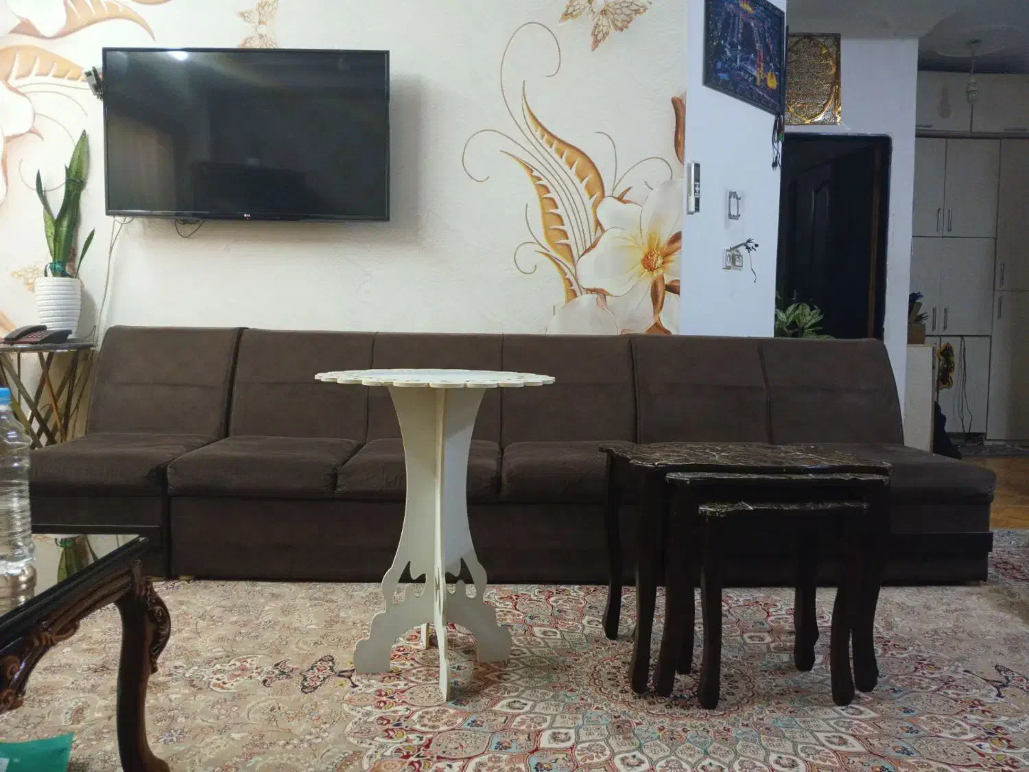 مبل و میز عسلی|مبلمان خانگی و میز عسلی|رشت, عینک|دیوار