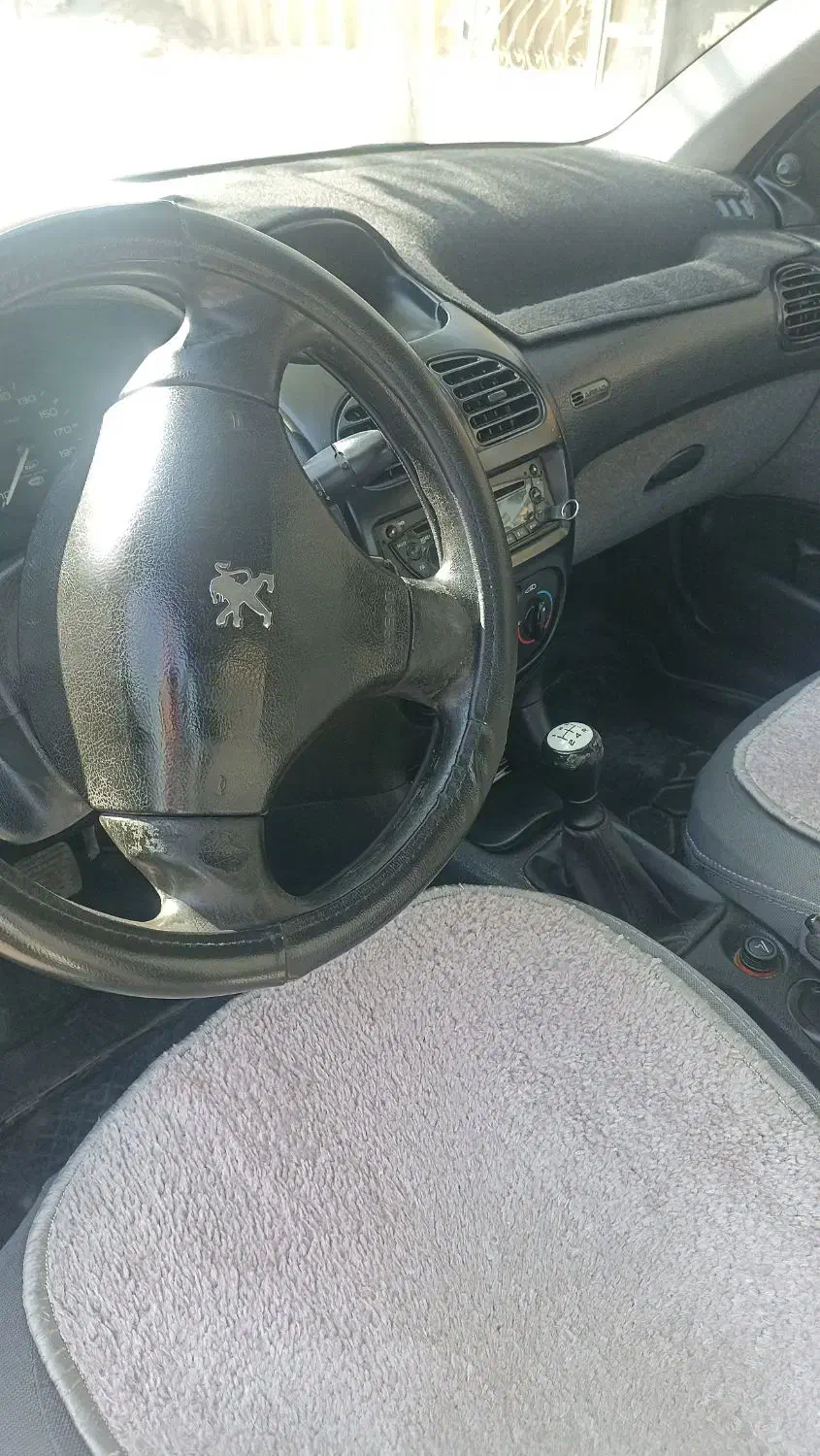 206 مدل 90 یه لکه رنگ|خودرو سواری و وانت|یزد, |دیوار