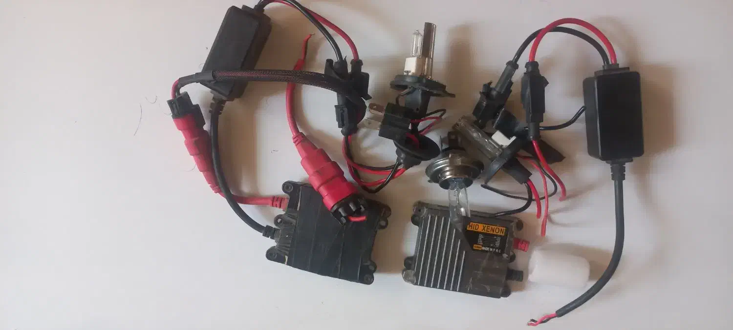 لامپ زنون برای ماشین|قطعات یدکی و لوازم جانبی|مرودشت, دولت آباد|دیوار