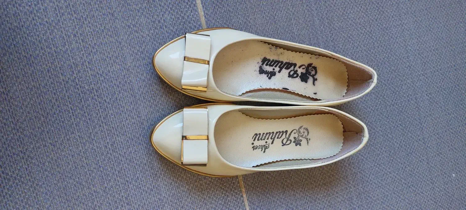 کفش سایز ۳۸ و ۳۹ نو|کیف، کفش، کمربند|کرمان, |دیوار