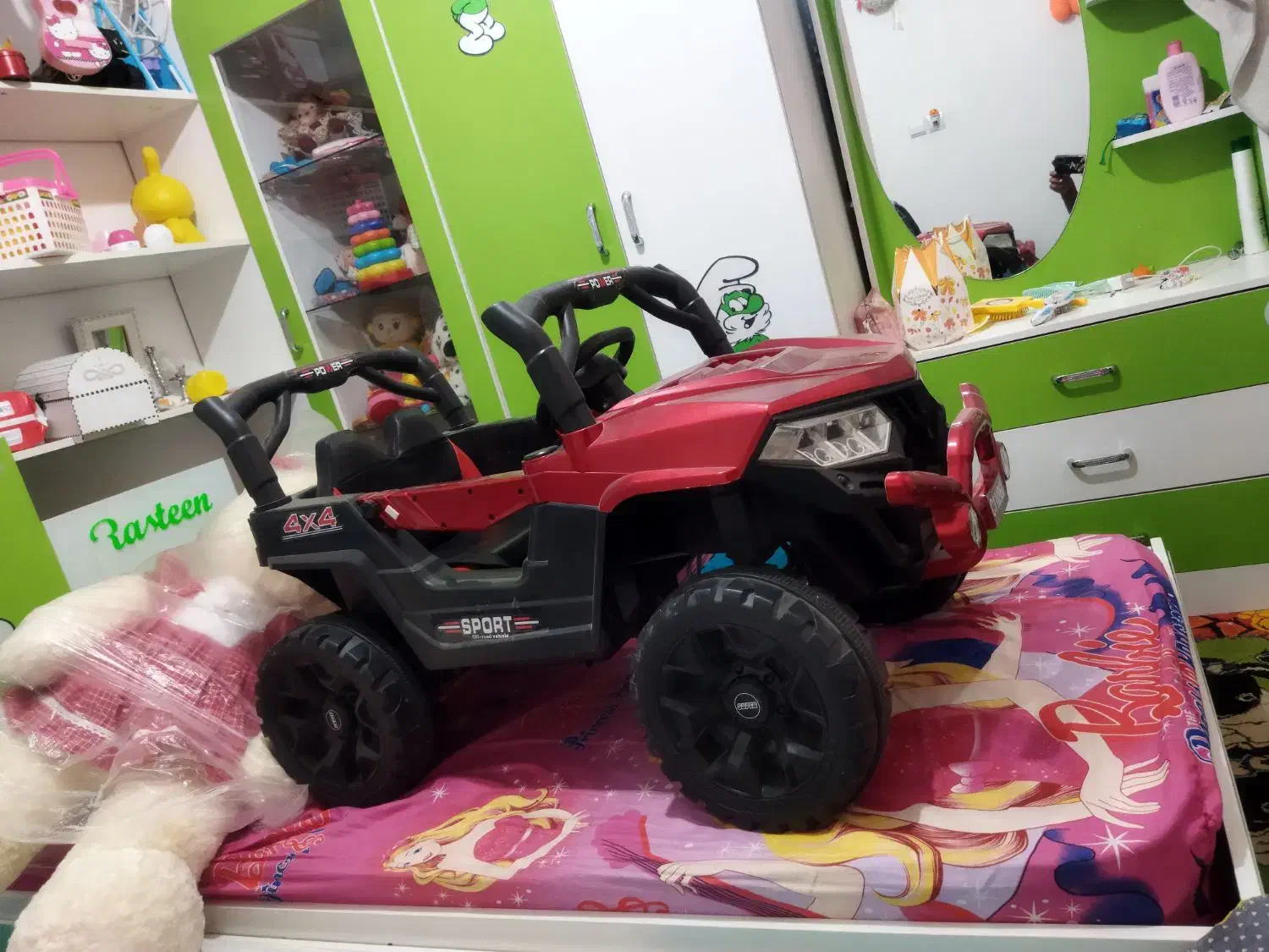 ماشین شارژی|اسباببازی بچه|شاهینشهر, پارک بانک استان|دیوار