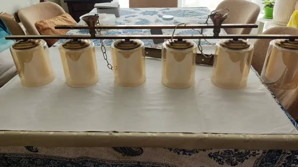 لوستر ۶شاخه برنز|لوستر و چراغ آویز|اصفهان, کوی ولی عصر|دیوار