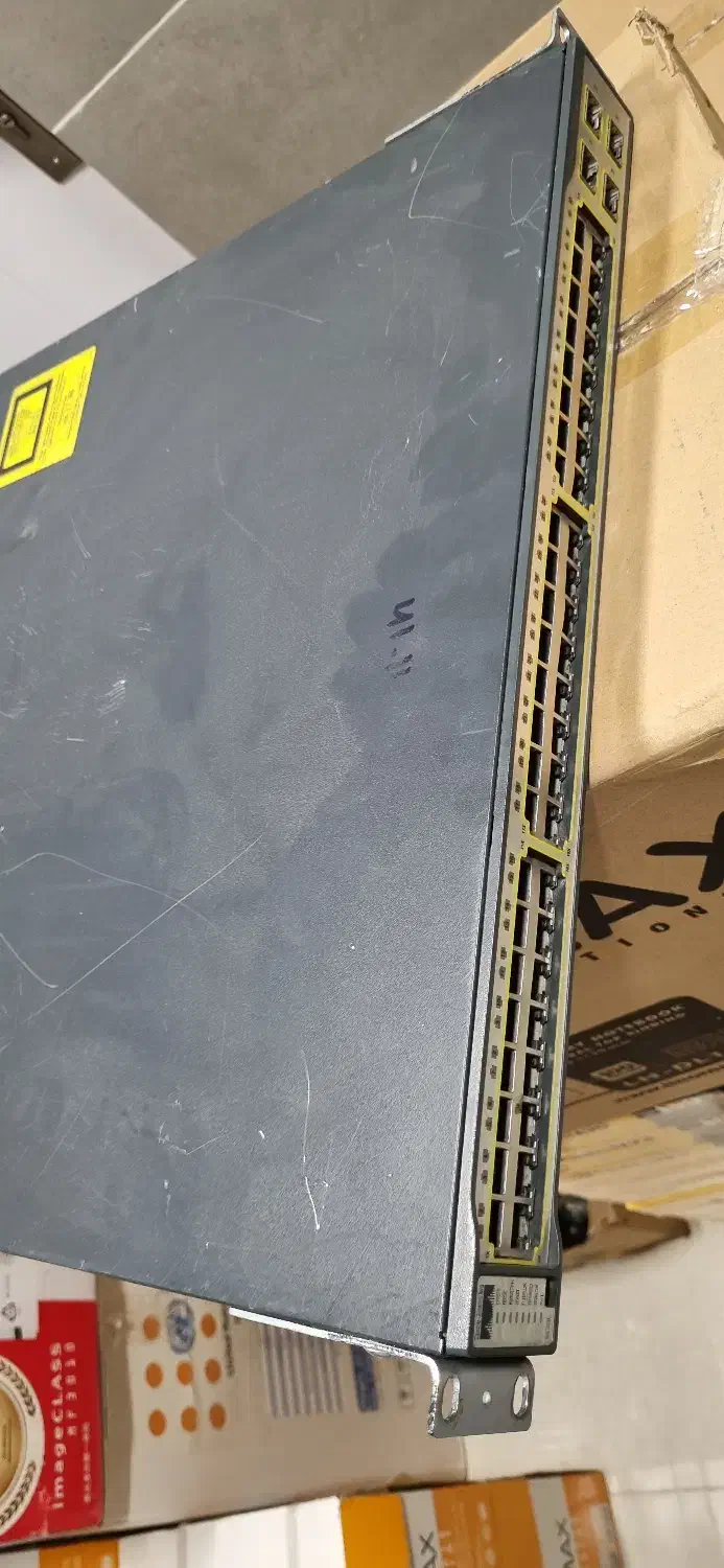 سویچ شبکه سیسکو نیاز به تعمیر|مودم و تجهیزات شبکه|شیراز, فرهنگ شهر|دیوار